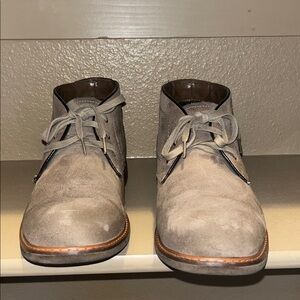 Johnston & Murphy Gray Chukka Boots